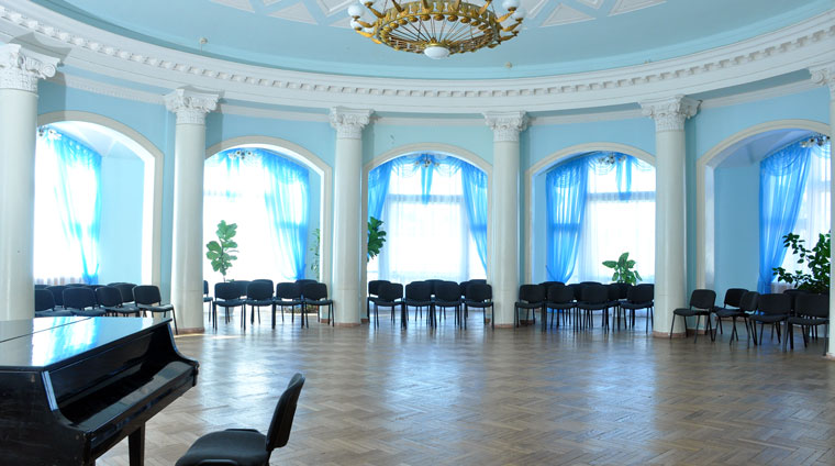 Концертный зал санатория Кирова в Кисловодске 